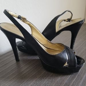 {GUESS} DRESS PUMPS
